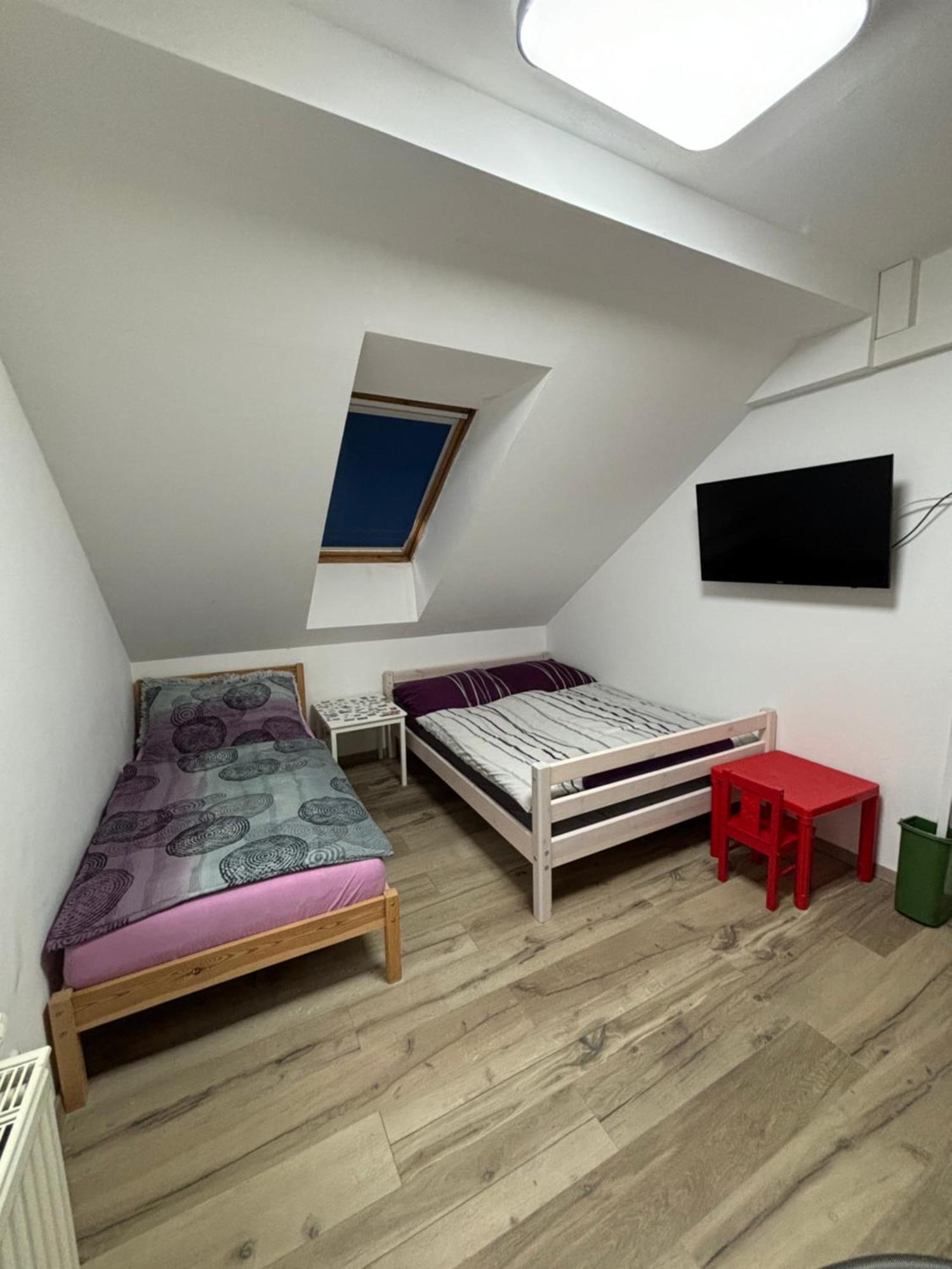 Atemberaubendes Loft Mit Pool Viena Exterior foto